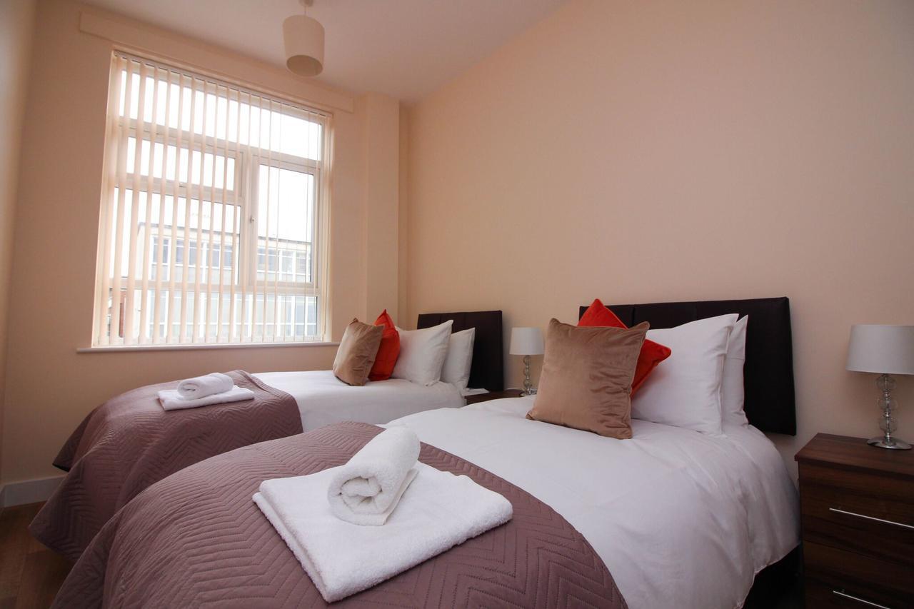 Dpv - Above Bar Street Apartments Southampton Luaran gambar