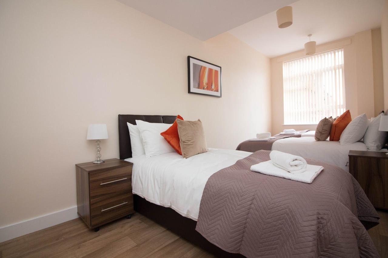 Dpv - Above Bar Street Apartments Southampton Luaran gambar
